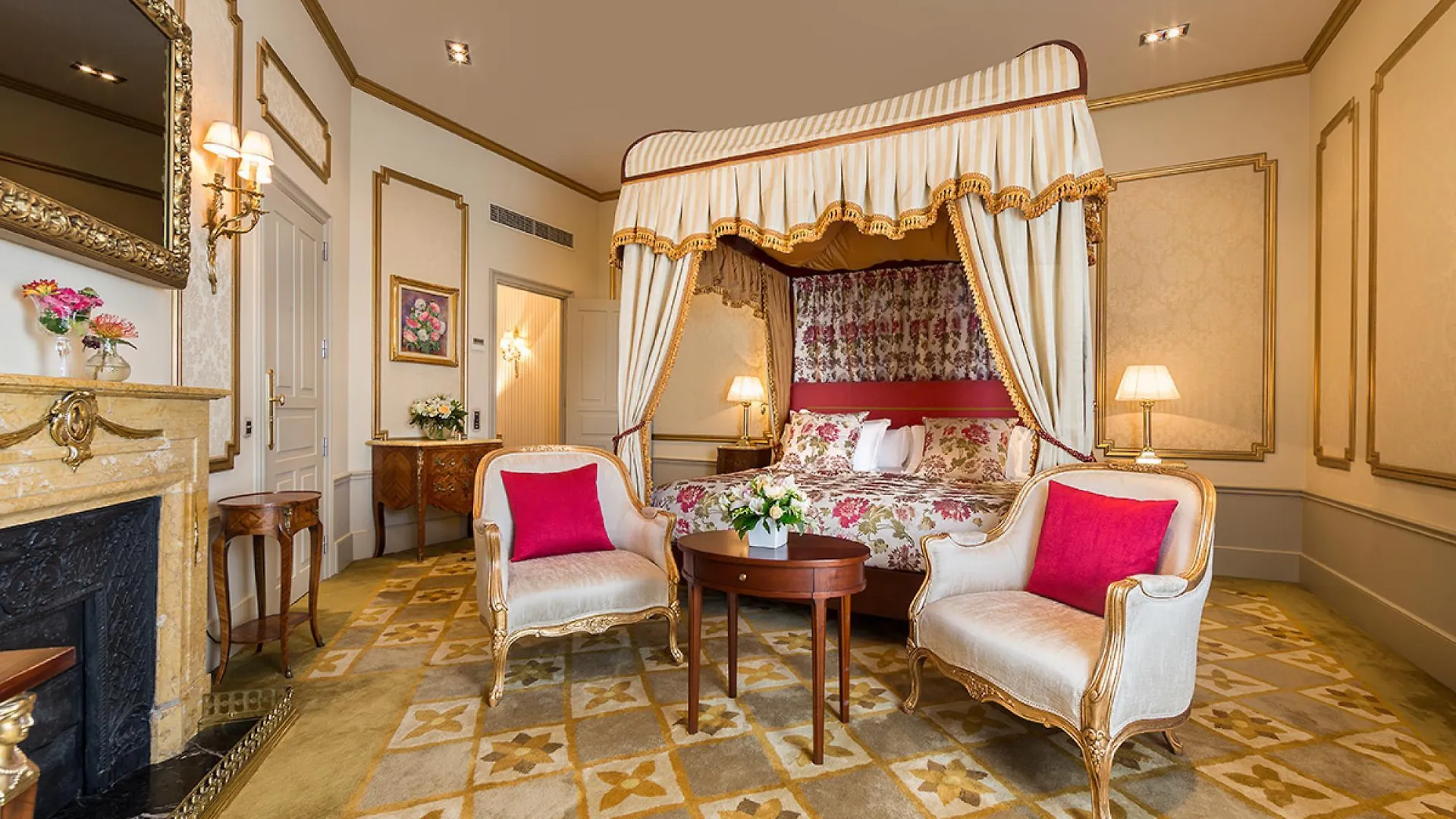 *****  Hotel El Palace Barcelona Spain